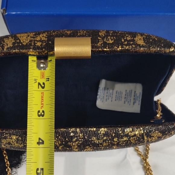 KAYU Elegant Gold and Black Clutch - Picture 12 of 17